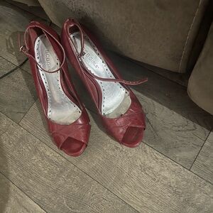 Unique bcc girls pumps with transparent heel